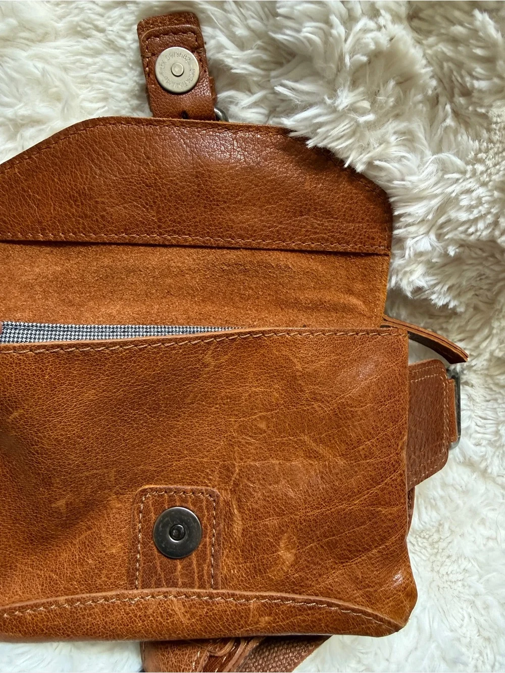 Spikes & Sparrow Missouri Leather Waist Bag in chesnut cognac Brown - Picture 4 of 10